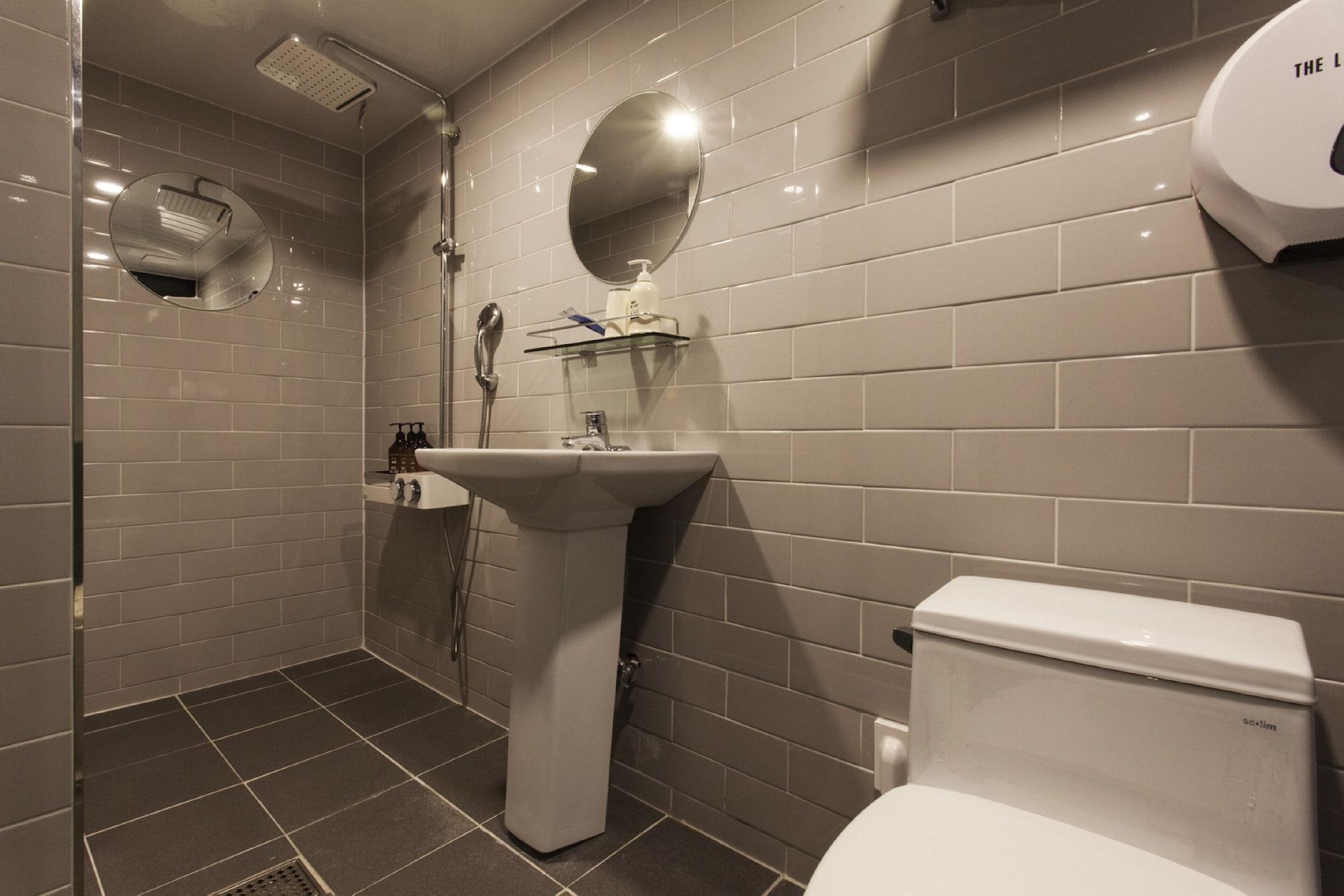 Nampodong The Last Hotel Busan Ngoại thất bức ảnh